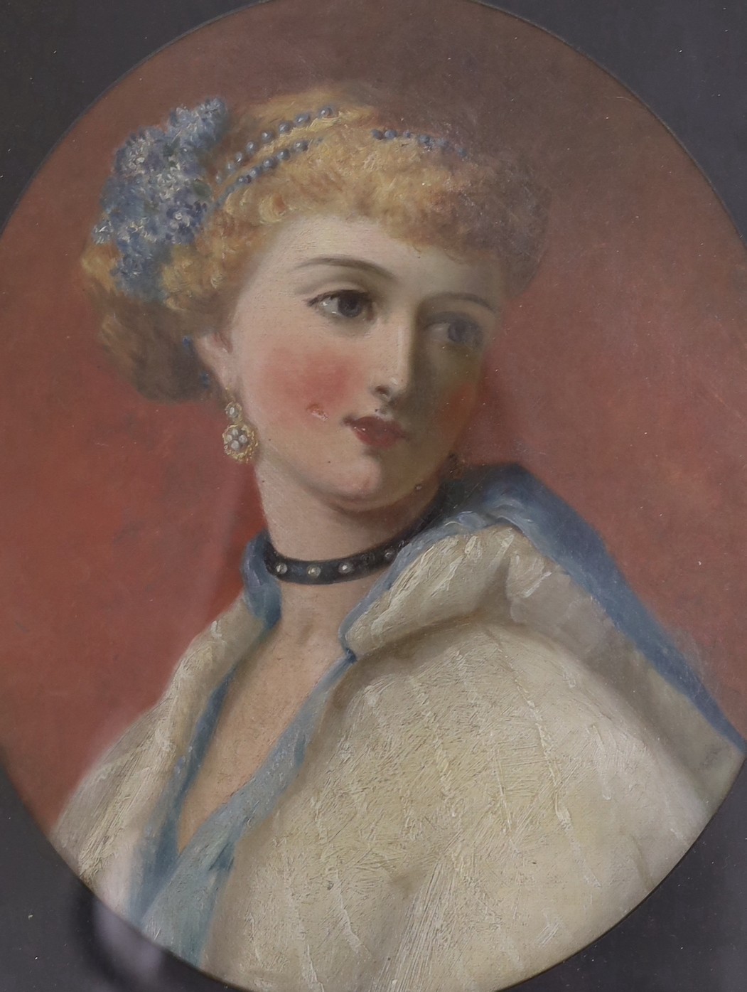 English School c.1900, pair of oils on canvas, Portraits of a bride, ovals, 27 x 23cm
